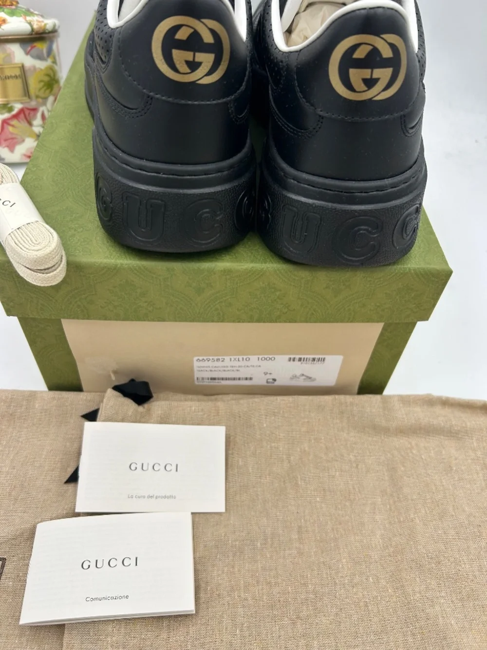 Men’s Gucci GG Embossed Leather Sneakers.  Size 9.5.(fits 10.5). Made in Italy.